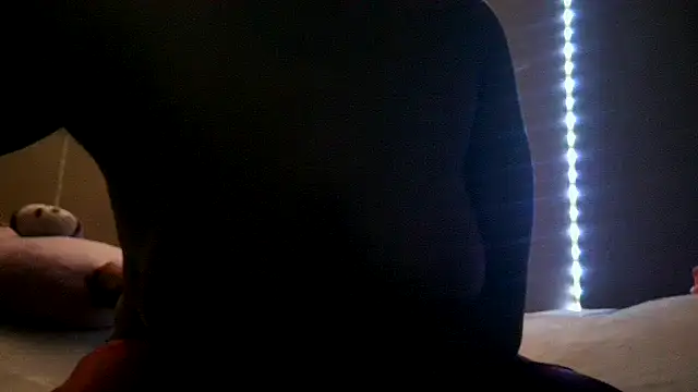 Snapshot of EbonyFetishQueen chatting on November 23, 1:55 pm EbonyFetishQueen online show from November 23, 1:55 pm