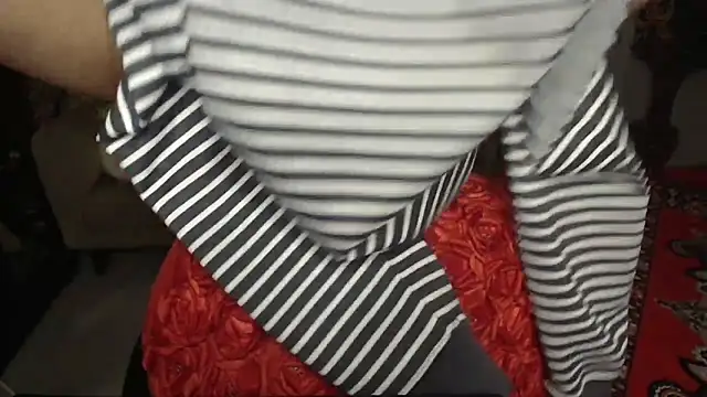 Most-Beautiful-Queen online show from December 23, 9:18 pm