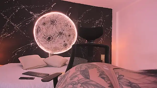 GinebraaFox  online show from February 20, 3:41 pm