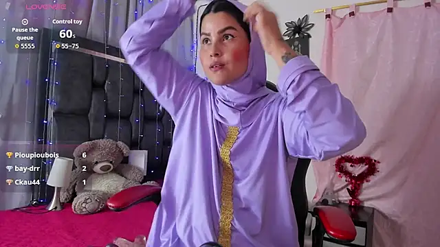 AishaAmin  online show from September 13, 3:06 am