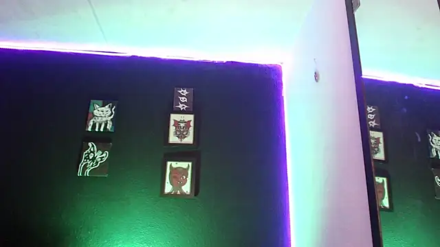 niakat  online show from December 4, 4:38 pm