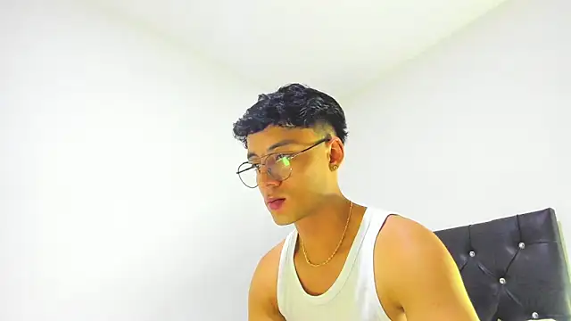 Sebastian-Dash online show from January 24, 1:24 am