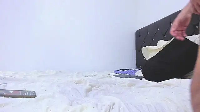 Sebastian-Dash online show from February 22, 6:06 am