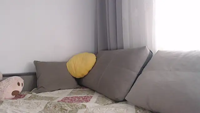  JustmeHere  online show from November 25, 11:10 am