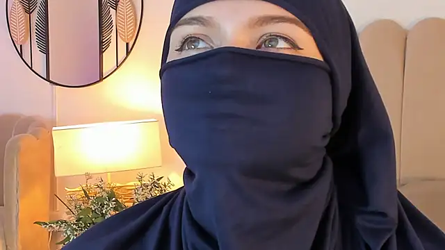 anna-henao online show from December 27, 3:26 pm