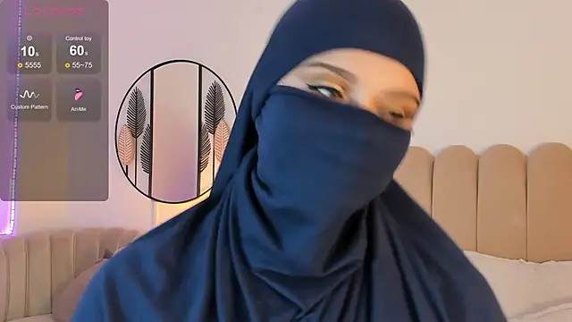 anna-henao online show from February 25, 12:45 pm