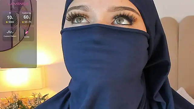 anna-henao online show from February 25, 3:49 pm