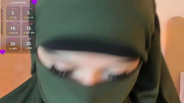 anna-henao online show from September 15, 11:49 pm