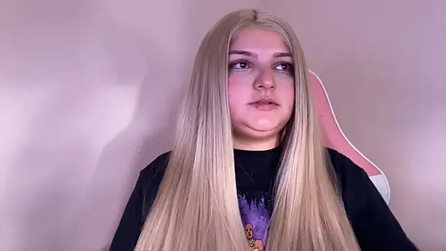 SweetPaige  online show from February 19, 10:42 pm