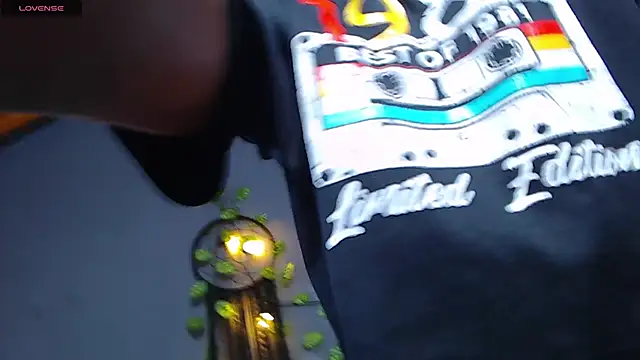 ItsVenuss online show from March 14, 11:32 pm