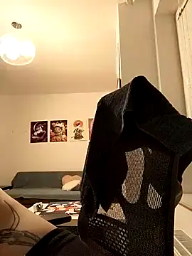 divine eve online show from February 15, 2:04 am