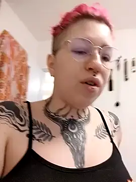 divine eve online show from February 27, 2:10 pm