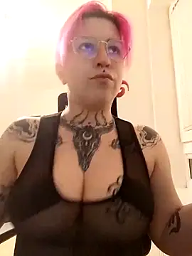 divine eve online show from March 3, 9:26 pm