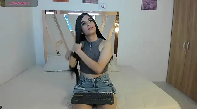 Snapshot of melody_adams12 chatting on February 21, 4:18 am melody adams12 online show from February 21, 4:18 am