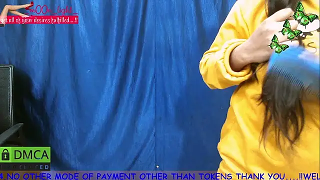 Snapshot of _mOOn_light_ chatting on January 20, 11:13 am mOOn light online show from January 20, 11:13 am