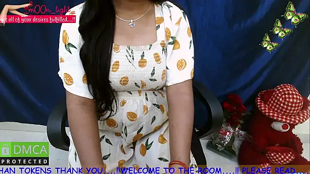 Snapshot of _mOOn_light_ chatting on February 8, 7:59 am mOOn light online show from February 8, 7:59 am