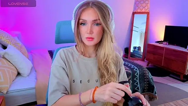 PrincessVS online show from November 2, 3:31 am