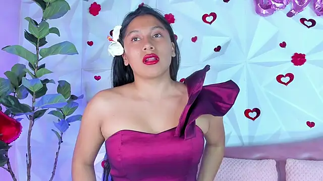 LinnaGardenia online show from February 15, 12:26 am