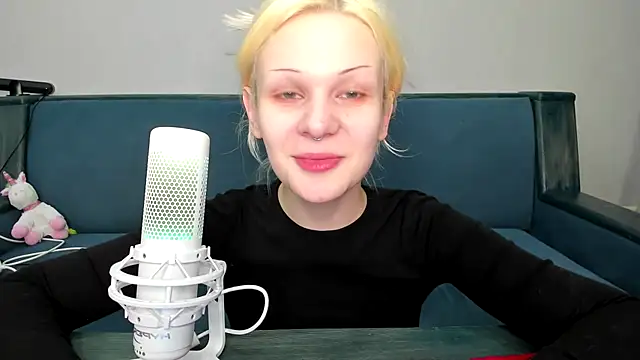 sashakiss99 online show from February 24, 8:25 pm