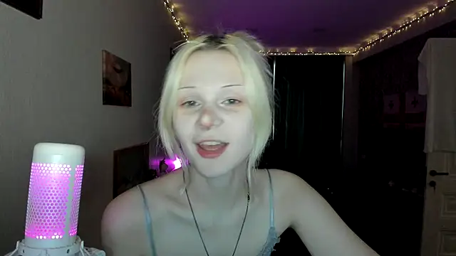 sashakiss99 online show from October 1, 12:33 pm