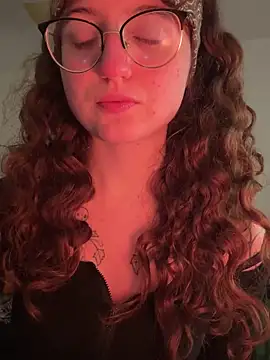  foxygirl  online show from December 4, 9:24 pm