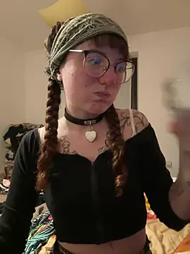  foxygirl  online show from February 7, 6:34 pm