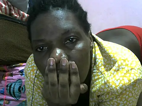 Snapshot of Bitty_baby chatting on December 4, 3:37 am Bitty baby online show from December 4, 3:37 am