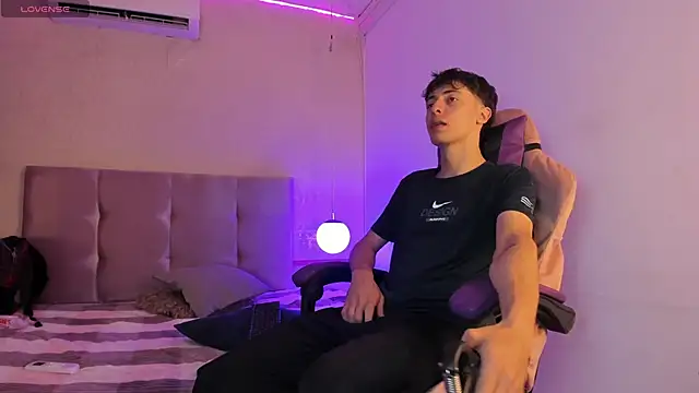 AlessandroDybala online show from March 4, 12:01 pm