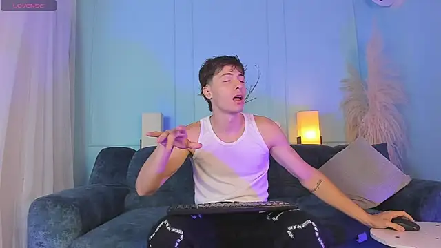 AlessandroDybala online show from November 29, 12:41 pm