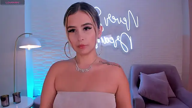 AnnaBrooks1 online show from January 28, 7:42 pm