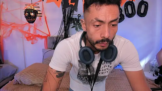 Tom cooper  online show from October 18, 12:50 pm