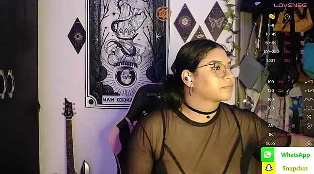 mollyshake1 online show from December 3, 7:11 pm