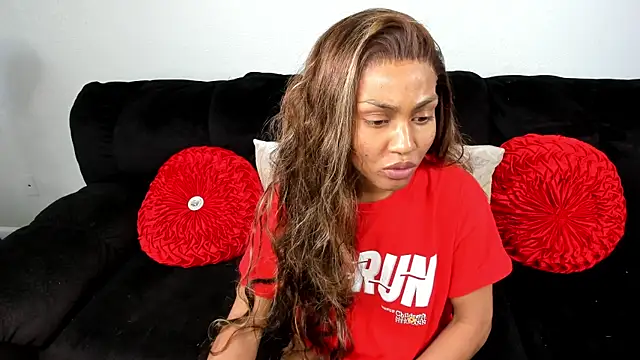 Snapshot of yiauana chatting on February 28, 9:12 pm yiauana online show from February 28, 9:12 pm