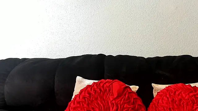 Snapshot of yiauana chatting on March 11, 5:57 pm yiauana online show from March 11, 5:57 pm