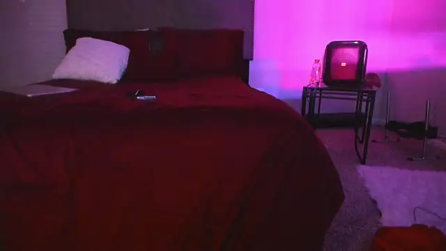 Snapshot of yiauana chatting on November 19, 3:06 am yiauana online show from November 19, 3:06 am