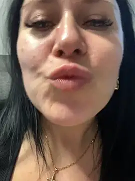 CuteNata online show from January 11, 2:15 pm