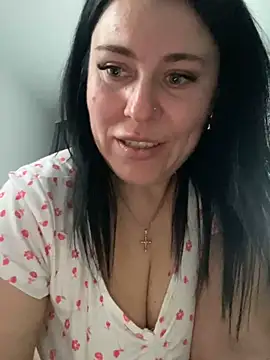 CuteNata online show from February 1, 2:13 pm