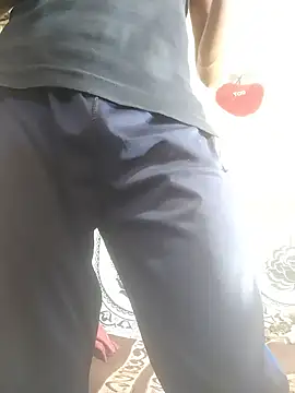 BadBoySmoker7070 online show from March 4, 5:32 am