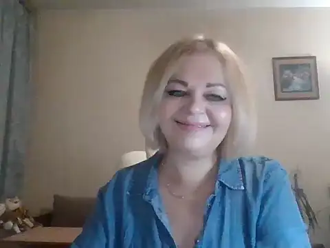 SofiyaPetrova online show from November 18, 3:27 pm