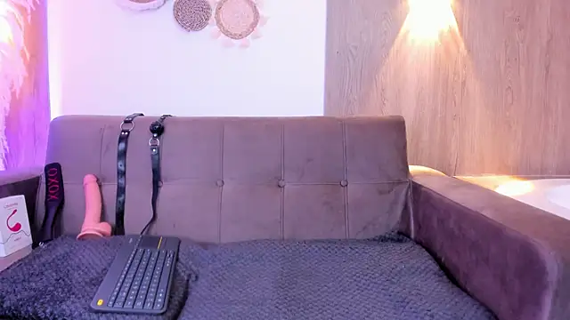 Santa Cooper  online show from November 10, 3:27 am