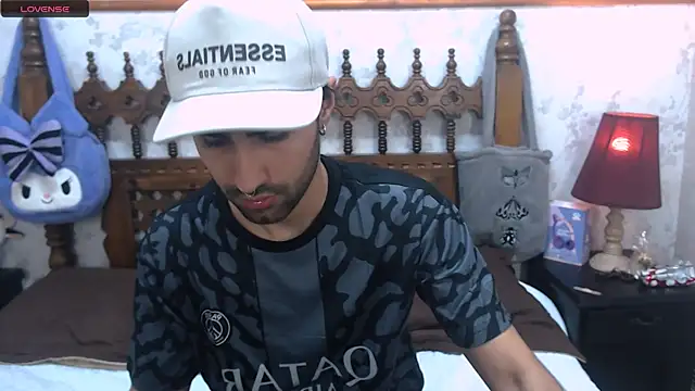 MilanZaire online show from February 28, 12:54 am