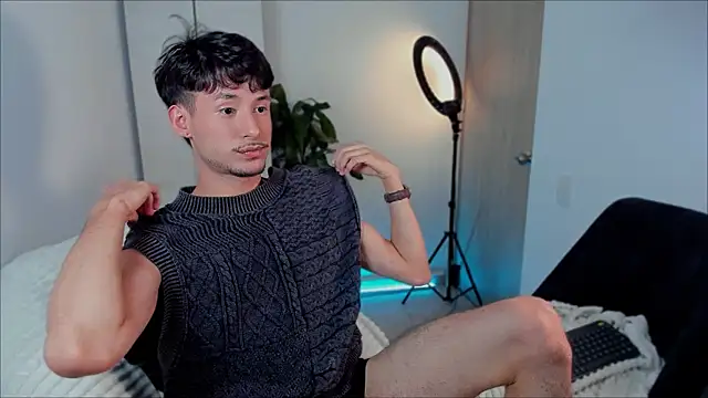 Snapshot of dimitri_targaryen chatting on December 28, 2:43 am dimitri targaryen online show from December 28, 2:43 am