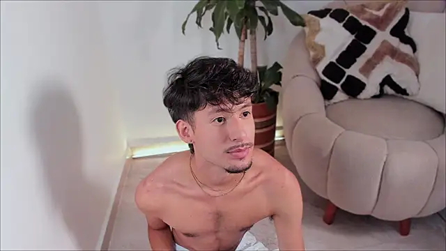 Snapshot of dimitri_targaryen chatting on February 24, 1:21 pm dimitri targaryen online show from February 24, 1:21 pm