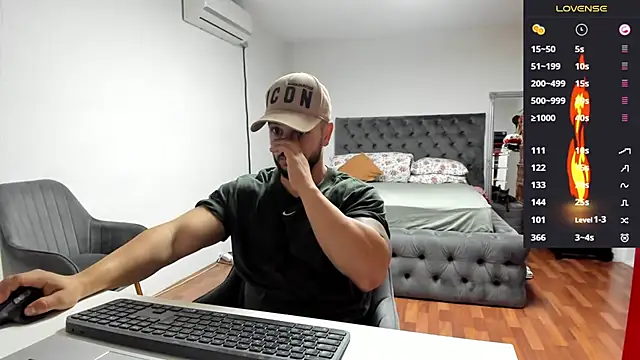 supermanboy94 online show from October 13, 5:29 am