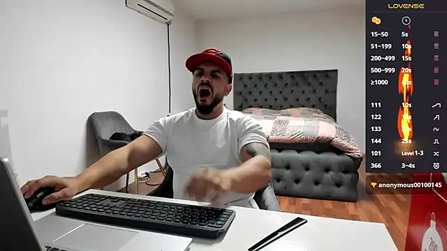 supermanboy94 online show from October 23, 5:18 am