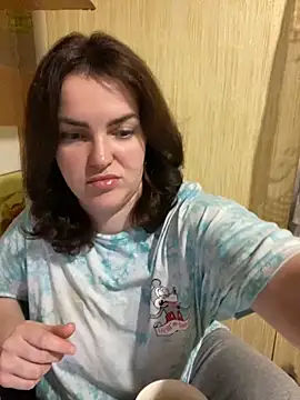 Karolina llove online show from December 1, 5:57 pm