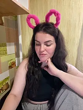 Karolina llove online show from December 22, 8:49 am