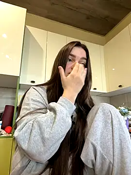 Karolina llove online show from October 28, 7:23 am