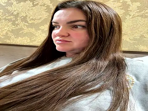 Karolina llove online show from November 25, 11:21 am