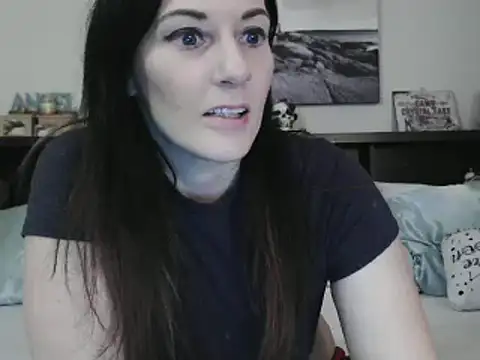 CrystalLakeXO online show from January 22, 5:26 am